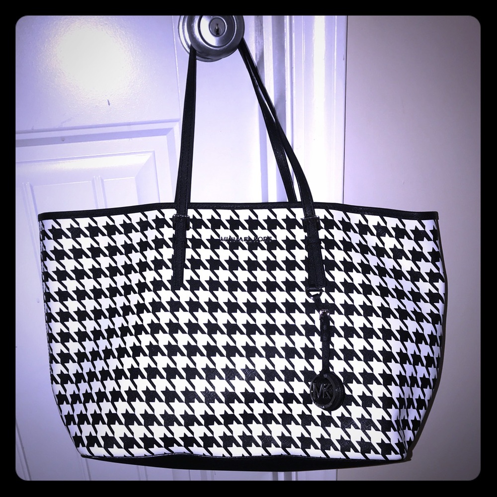 Micheal Kors Houndstooth Black White Tote.